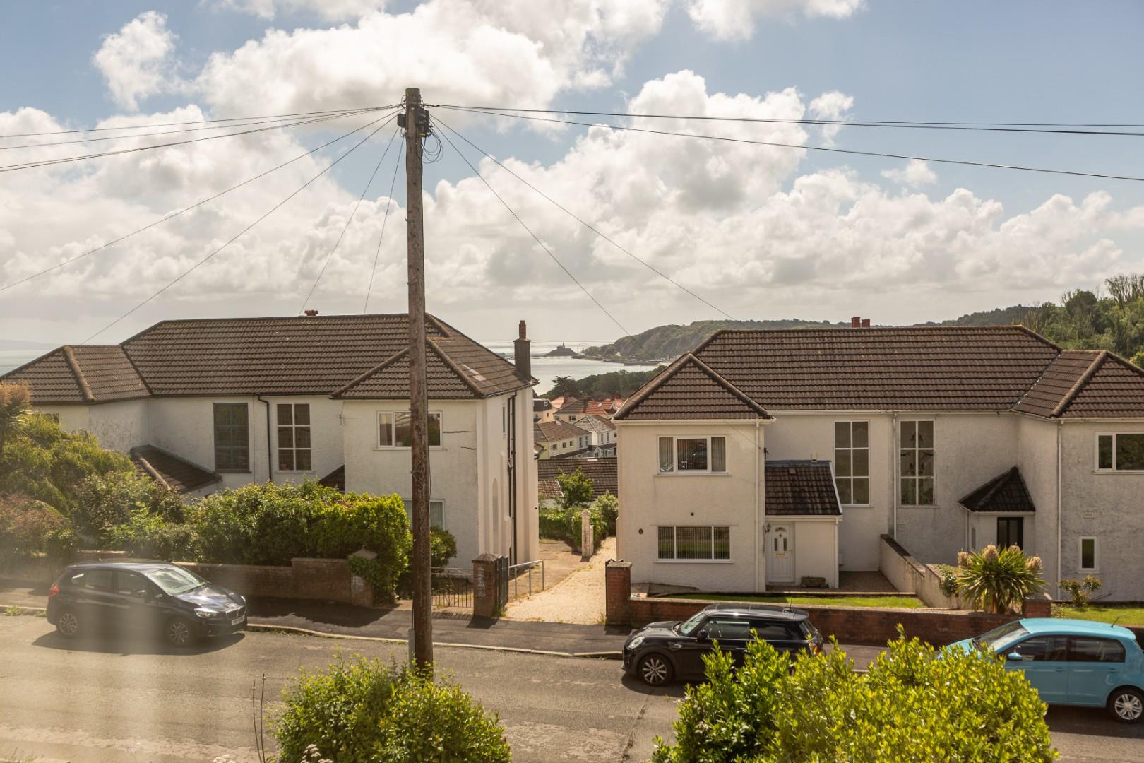 Bellevue Road, West Cross, Swansea, SA3 5QB